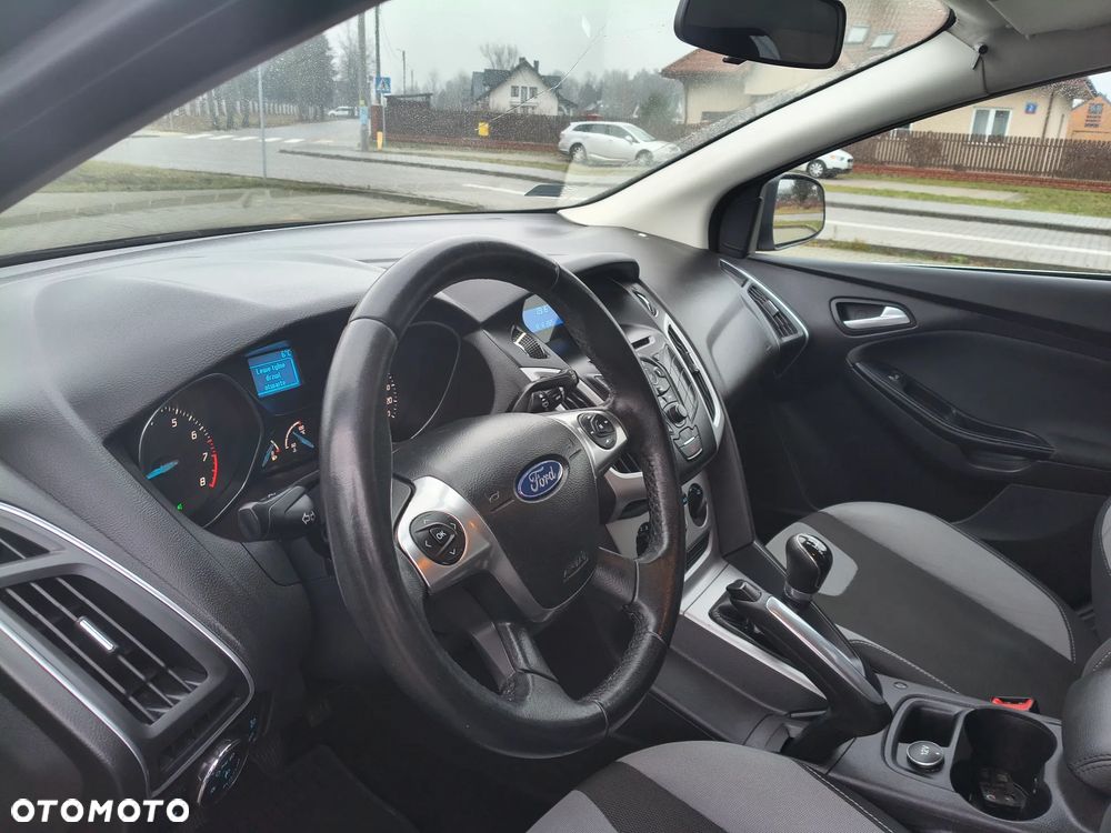 Ford Focus 1.6 Trend - 18