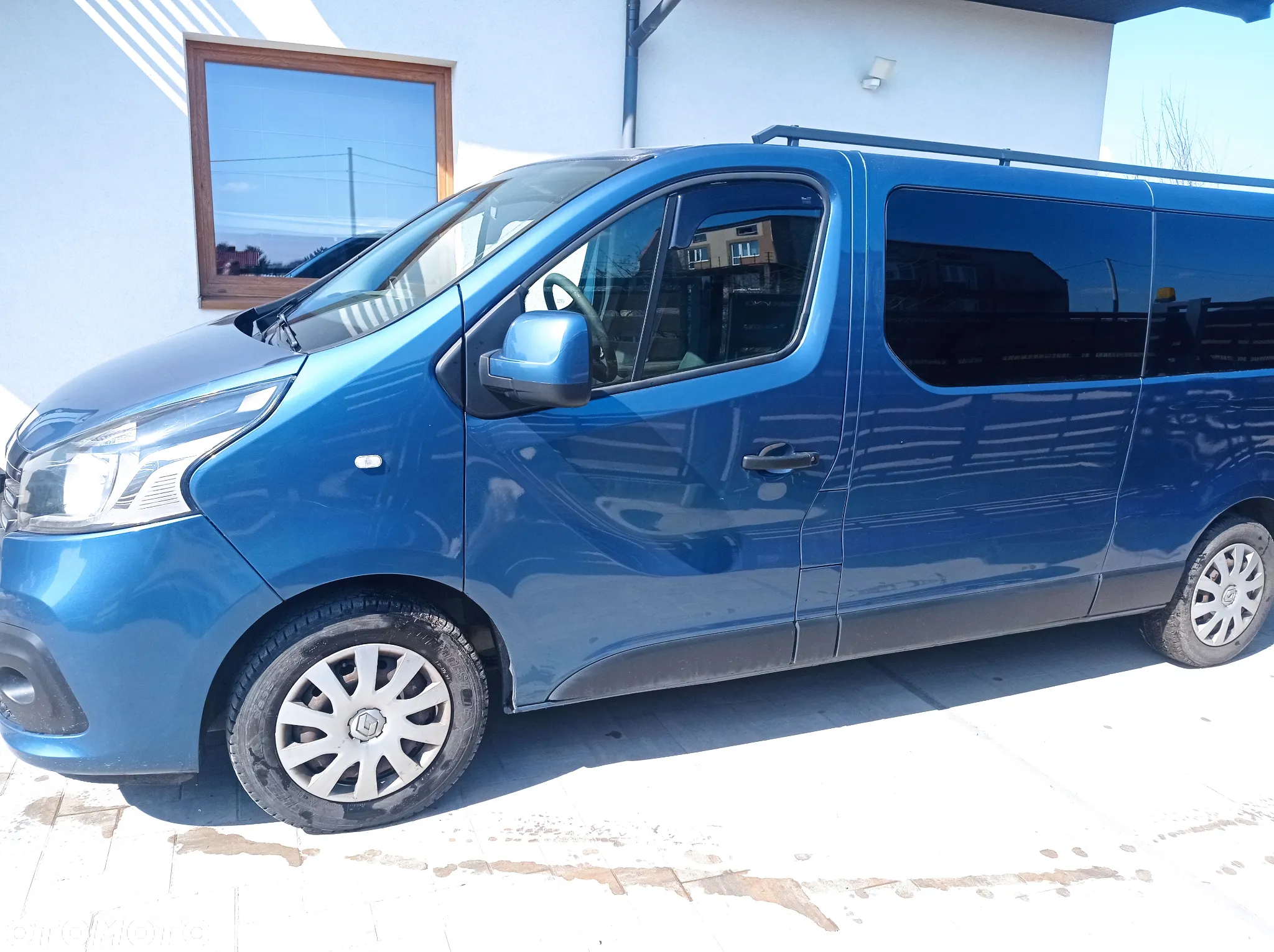 Renault Trafic - 2