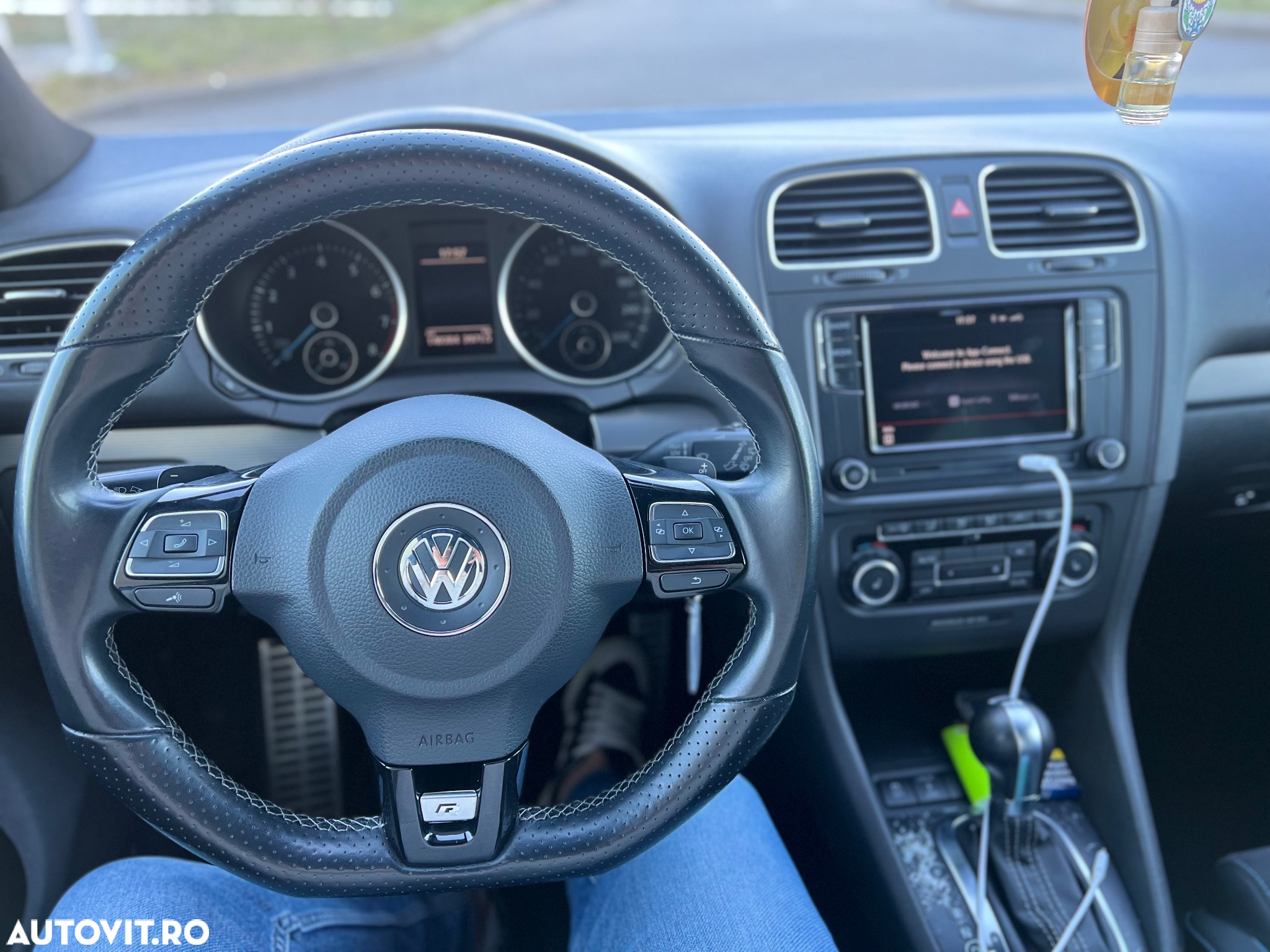 Volkswagen Golf R 2.0 TSI Motion DSG - 11
