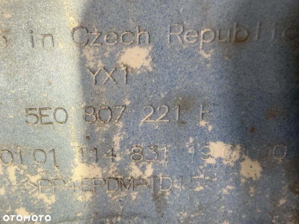 Skoda Octavia III RS Zderzak Przód Przedni LF5W 12-16 PDC Sprysk 5E0807221F - 13