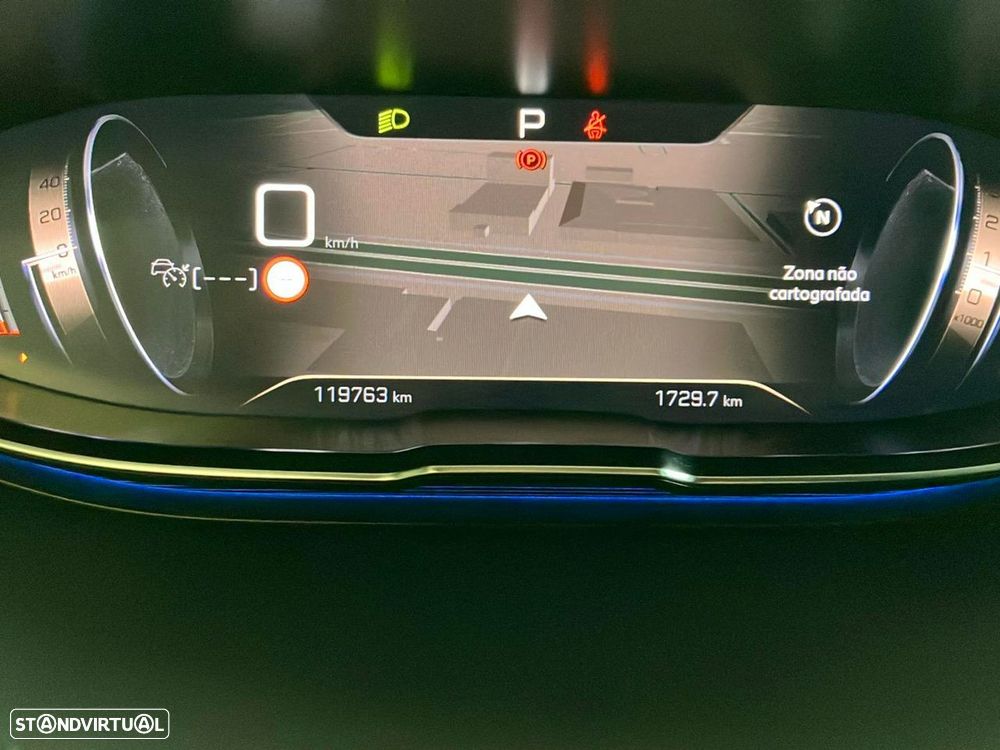 Peugeot 3008 1.5 BlueHDi GT Line EAT8 - 13