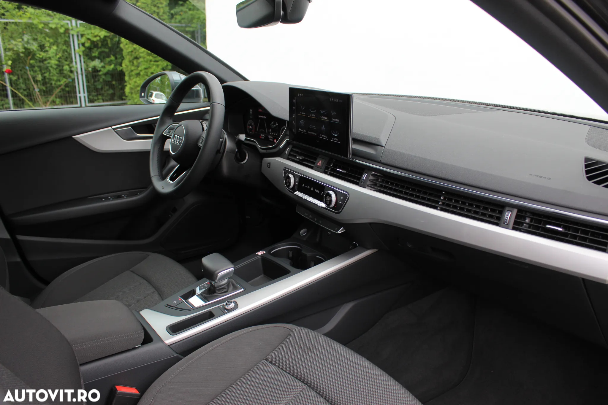 Audi A4 35 TDI S tronic advanced - 12