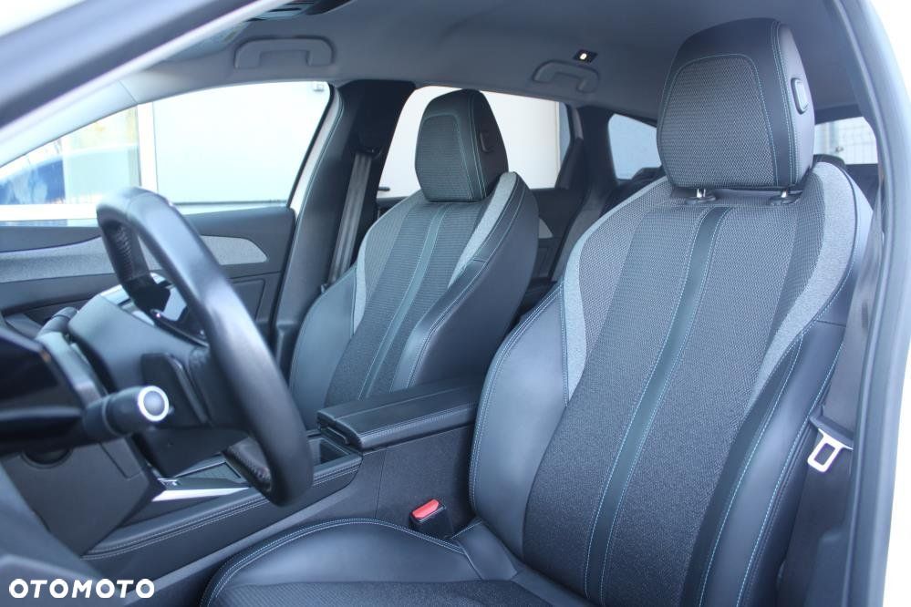 Peugeot 308 - 10