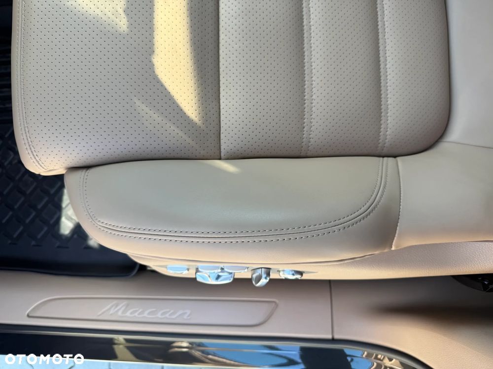 Porsche Macan Standard - 14
