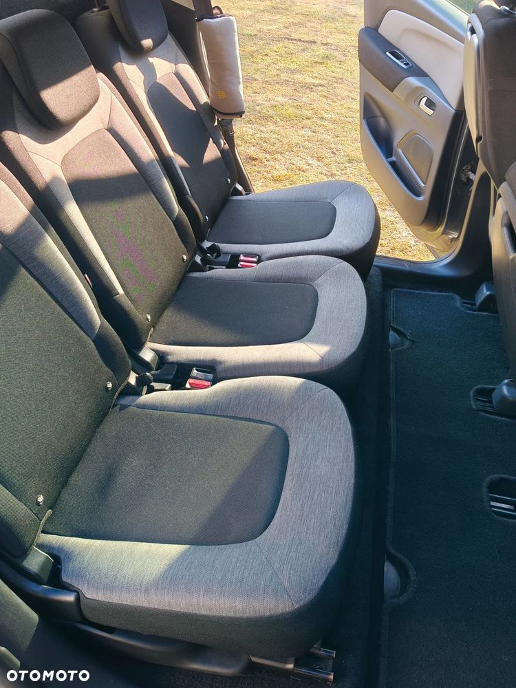 Citroën C4 Picasso 1.6 e-HDi Intensive - 8
