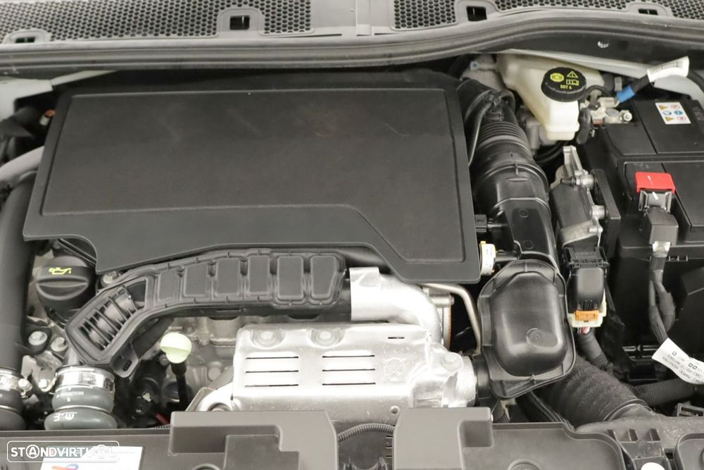 Citroën C4 1.2 PureTech Plus EAT8 - 23
