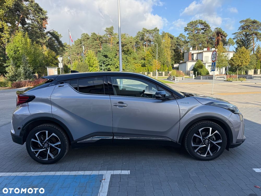 Toyota C-Hr 2020 photo 2