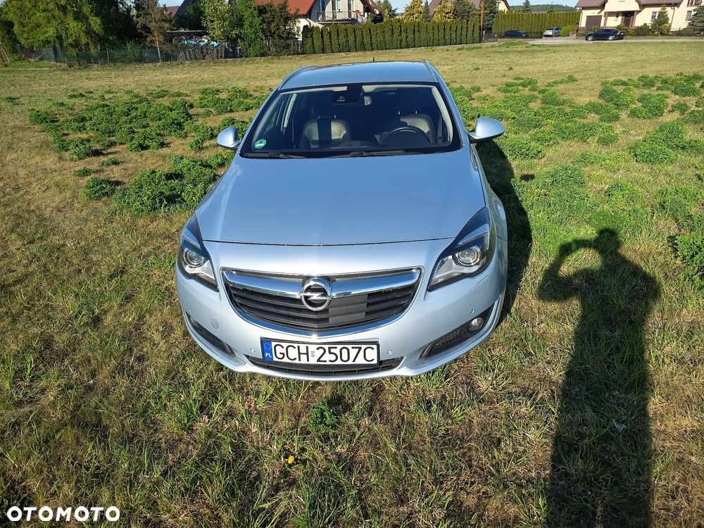 Opel Insignia - 1