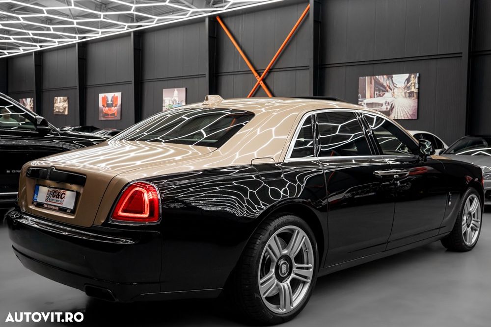 Rolls-Royce Ghost Black Badge - 25