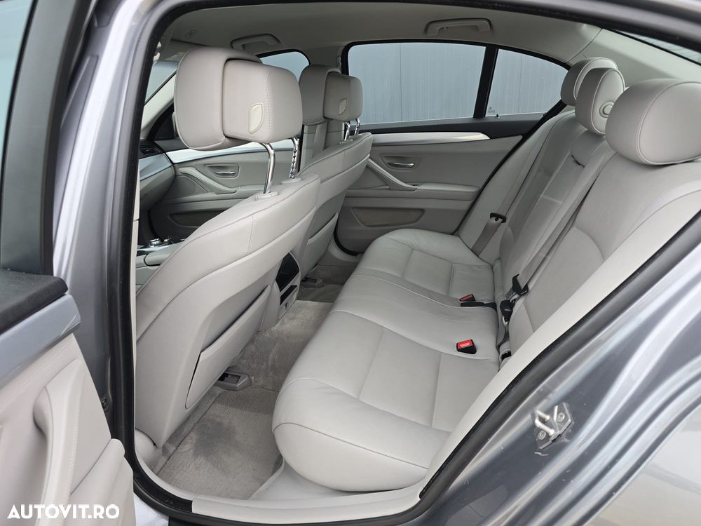 BMW Seria 5 520d Blue Performance - 7
