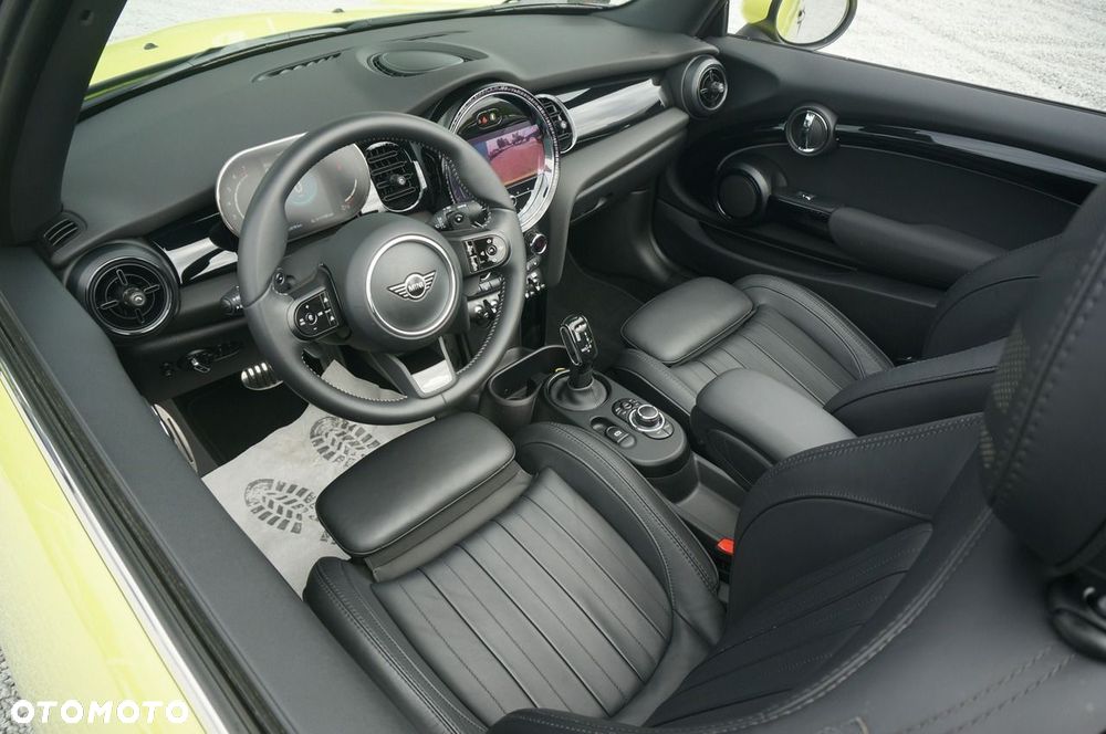 MINI John Cooper Works - 18