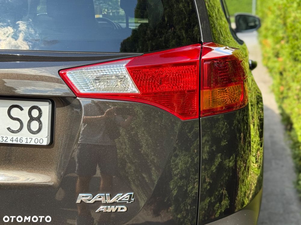 Toyota RAV4 2.0 D-4D Prestige - 18