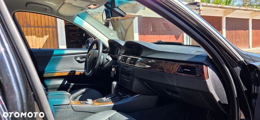 BMW Seria 3 - 18