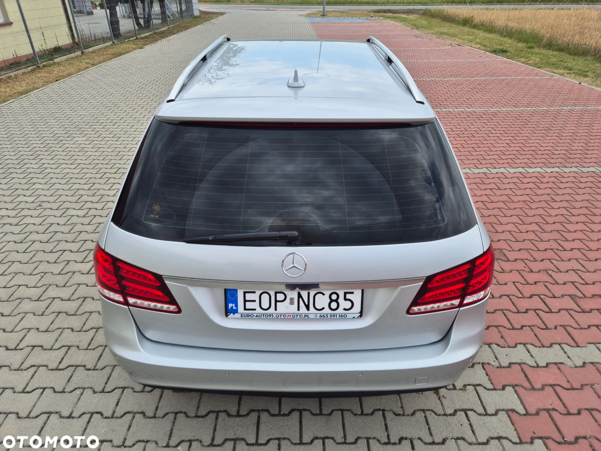 Mercedes-Benz Klasa E 200 BlueTEC 7G-TRONIC Classic - 17