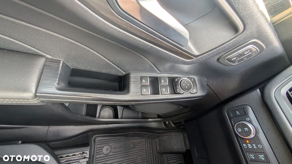 Ford Kuga Vignale 2.0 EcoBlue AWD - 37