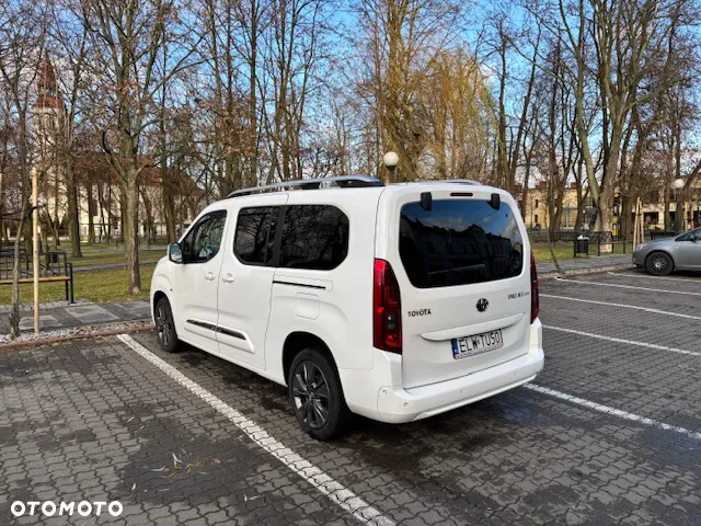 Toyota Proace City Verso Long 1.5 D-4D Family - 2