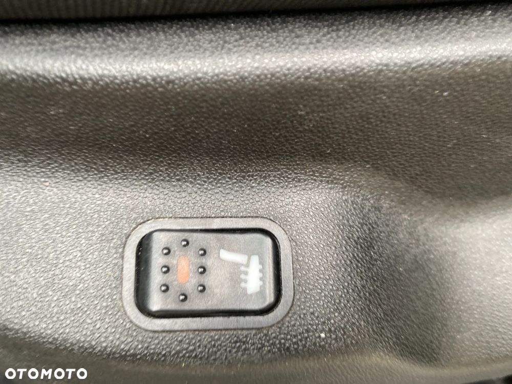 Opel COMBO - 16