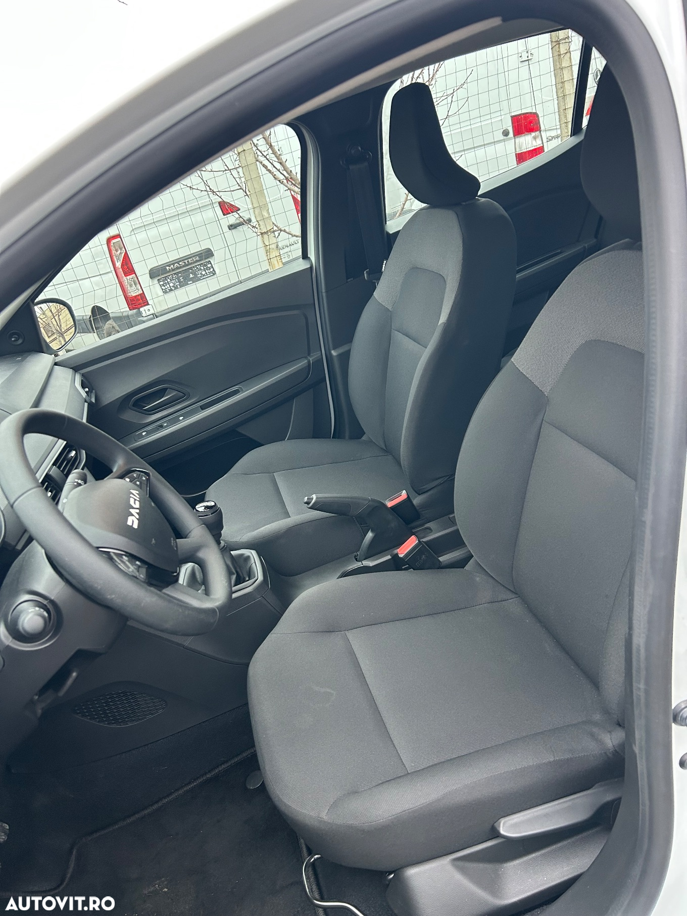 Dacia Sandero TCe 90 Essential - 12