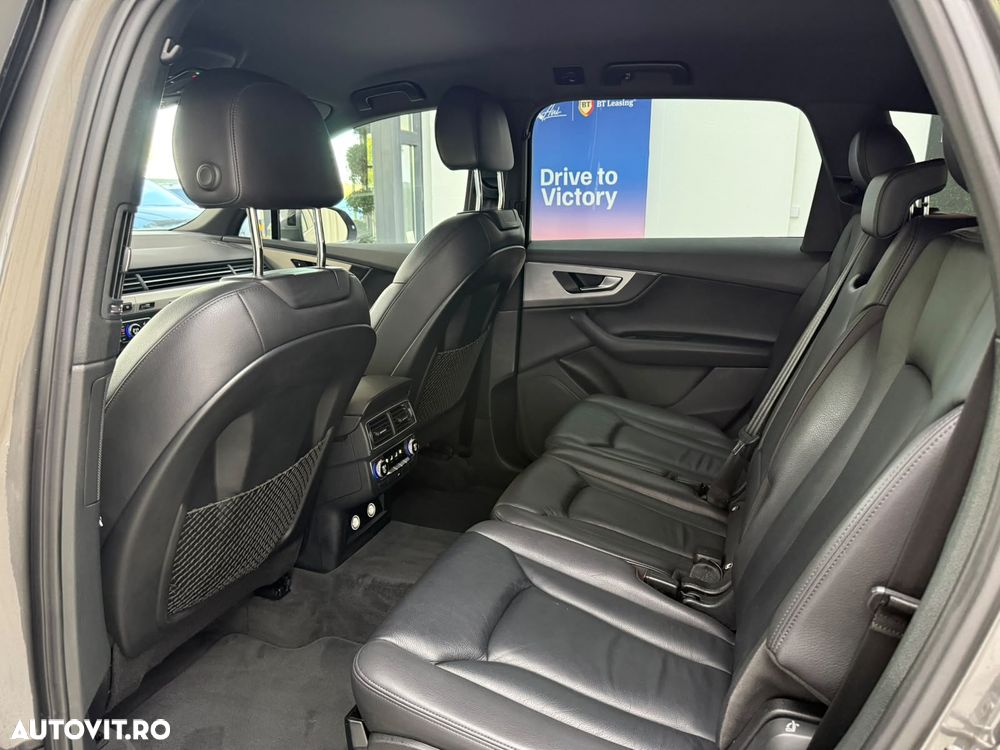 Audi Q7 3.0 50 TDI quattro Tiptronic MHEV Basic - 24