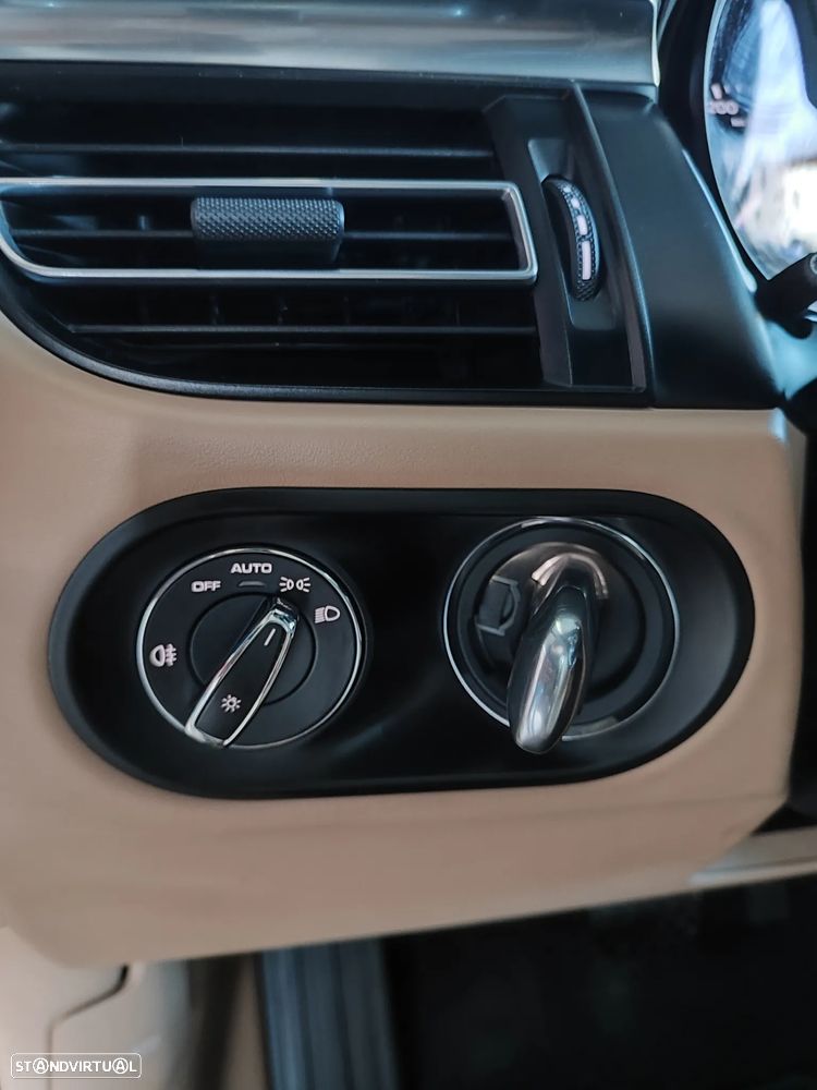 Porsche Macan T - 31