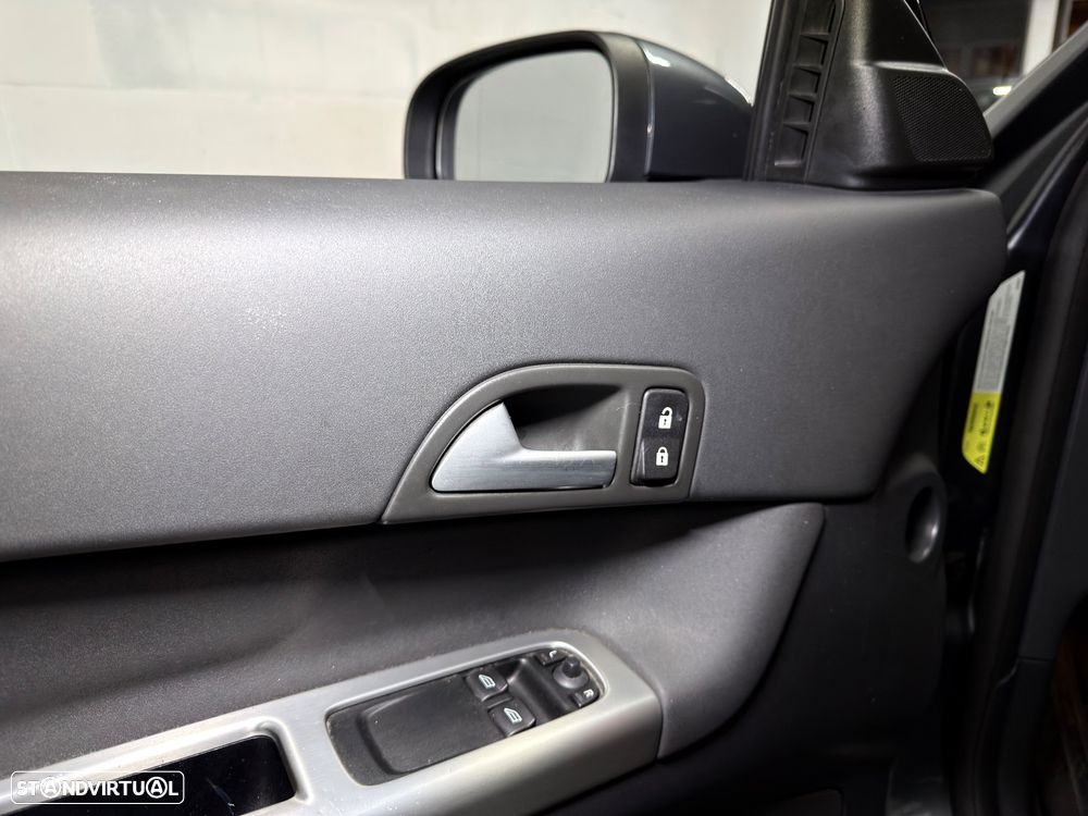 Volvo C30 1.6 D R-Design - 14