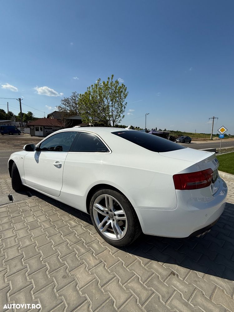 Audi A5 Coupe 2.0 TDI - 4