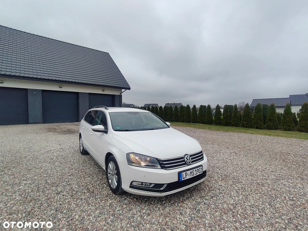Volkswagen Passat - 18