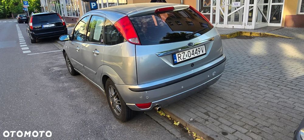 Ford Focus 1.8 Trend - 1