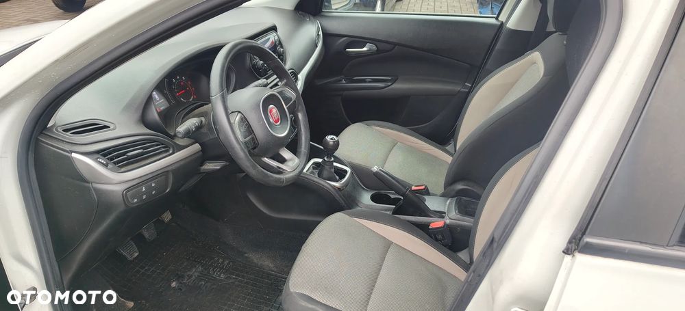 Fiat Tipo 1.4 16V Lounge - 5