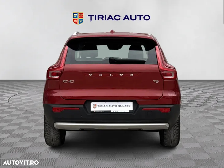 Volvo XC 40 T2 AT8 Momentum - 5