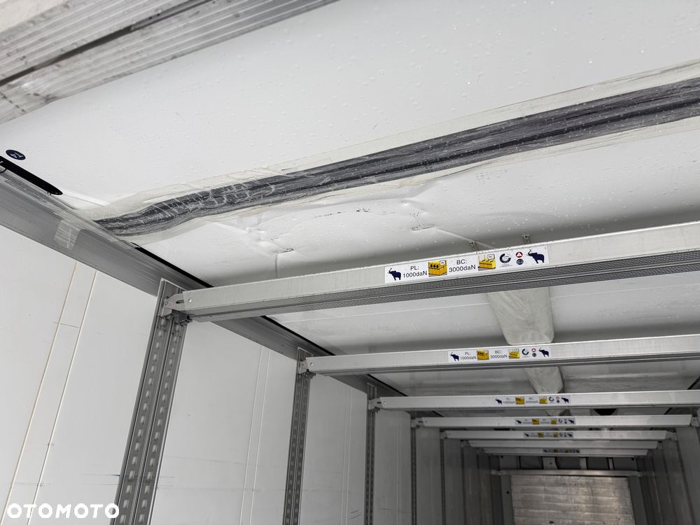 Schmitz Cargobull - 21