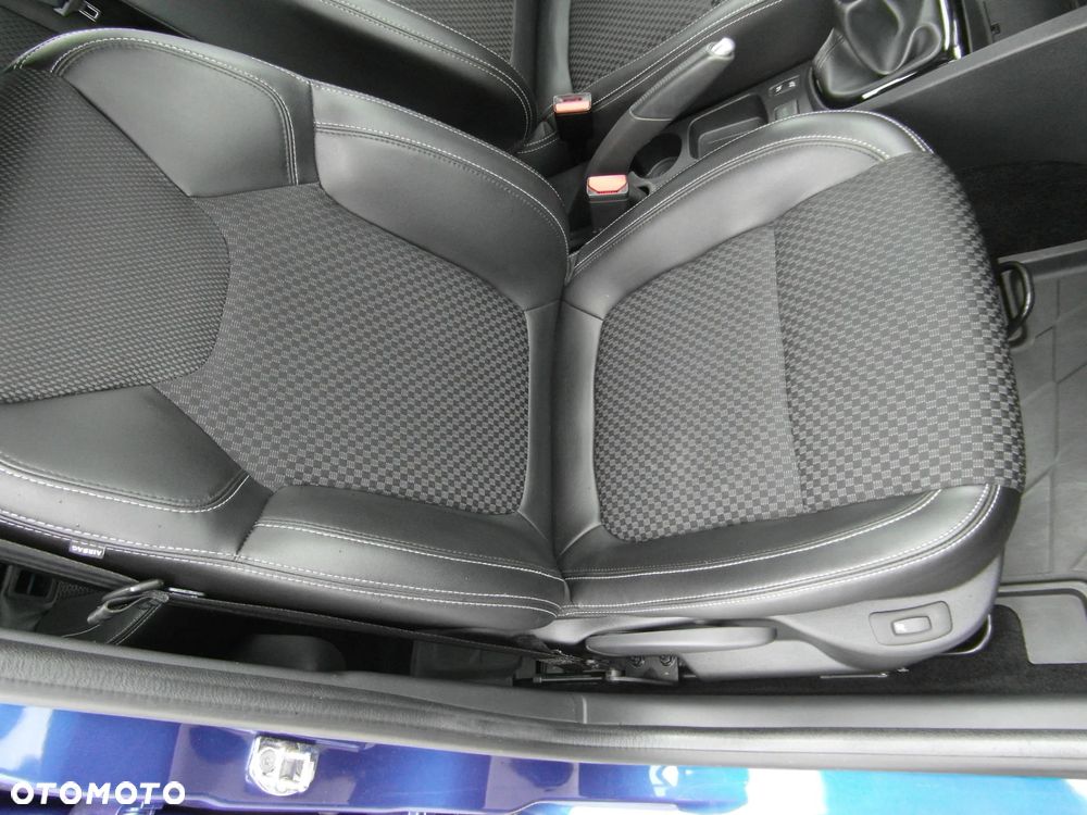Renault Clio ENERGY TCe 120 INTENS - 20