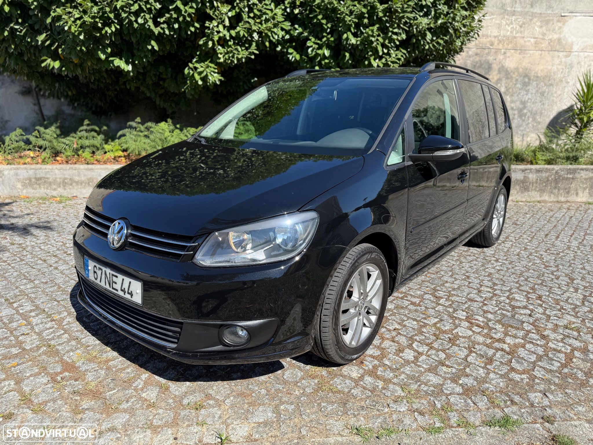 VW Touran 1.6 TDI Blue.Highline 7L - 1