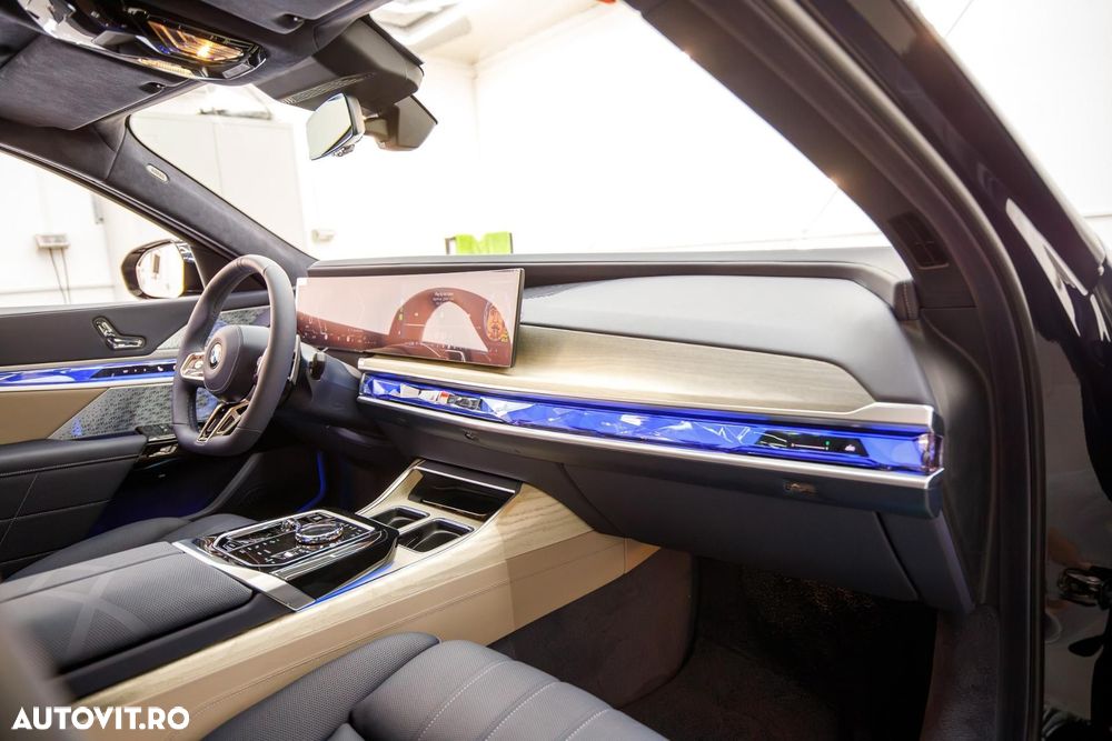 BMW Seria 7 - 23