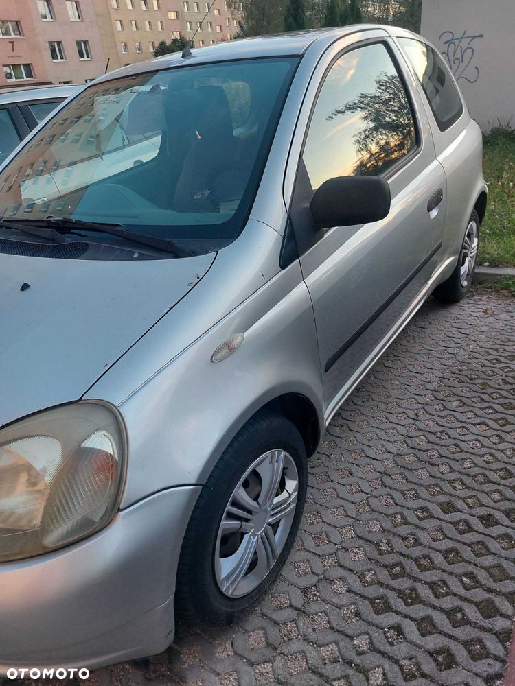 Toyota Yaris - 6