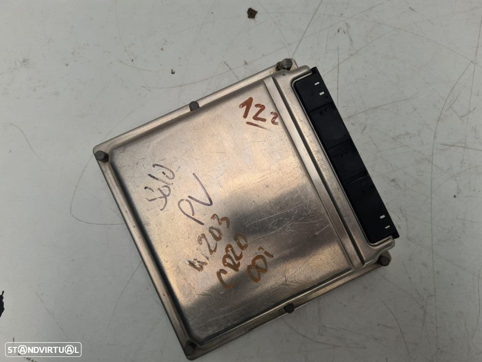 MERCEDES W203 CLASS C 220 2.2 CDI 2003 | CENTRALINA BOSCH | Ref: A 611 153 81 79 - 0 281 010 798; - 3