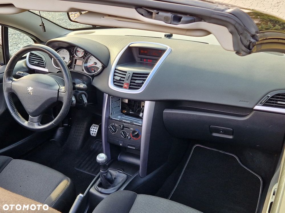 Peugeot 207 CC - 18