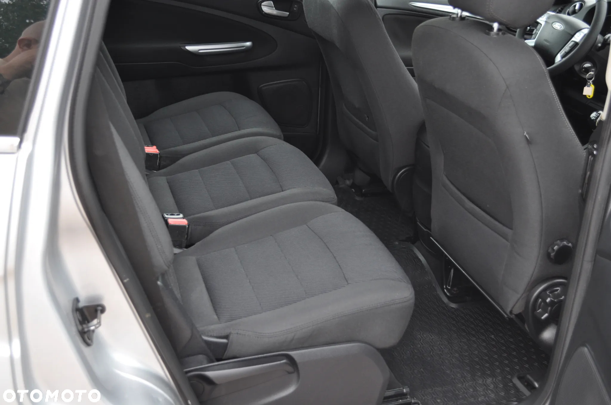 Ford S-Max 2.0 TDCi DPF Titanium - 32