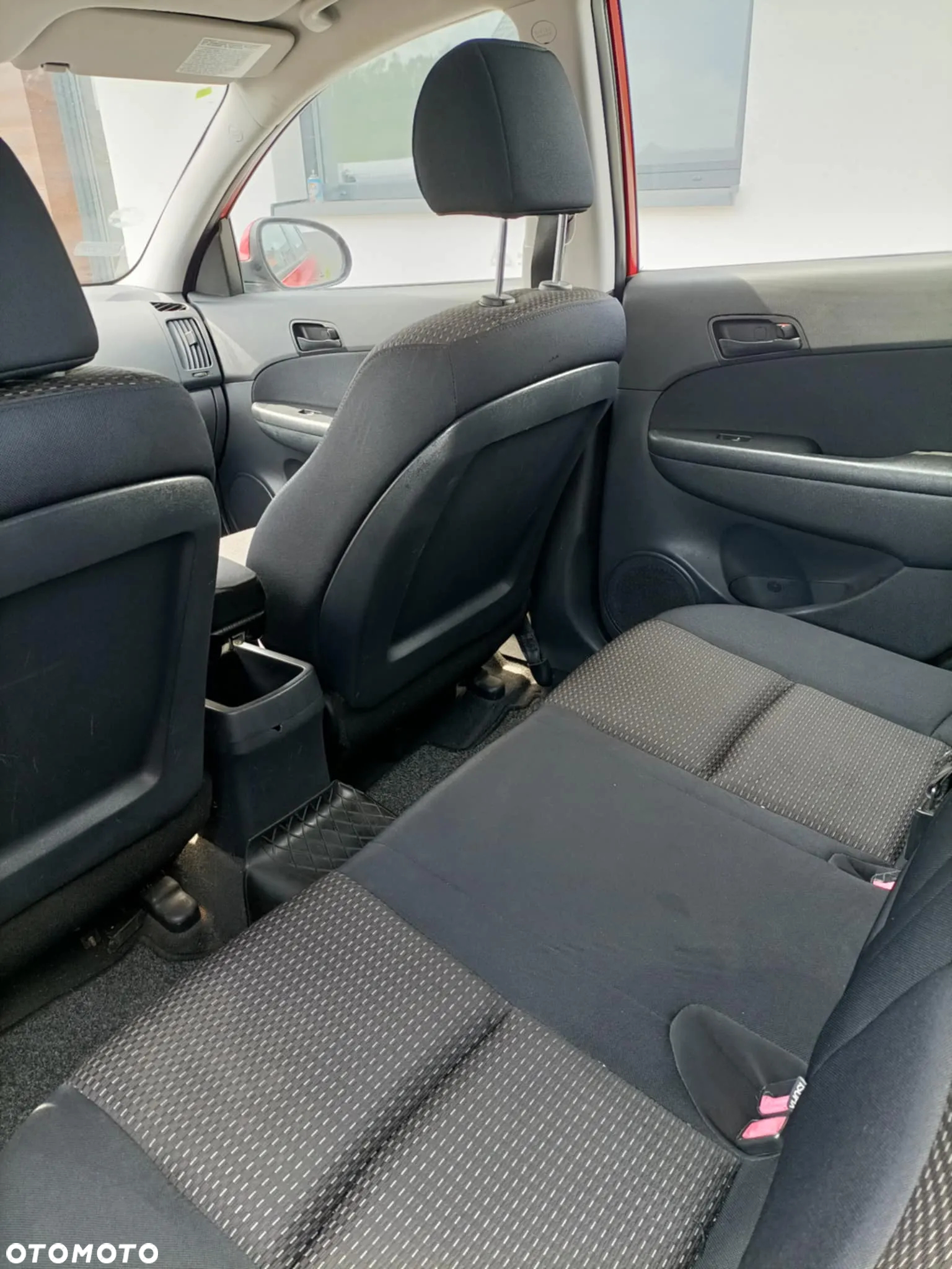 Hyundai i30 1.6 CRDi Base + - 7