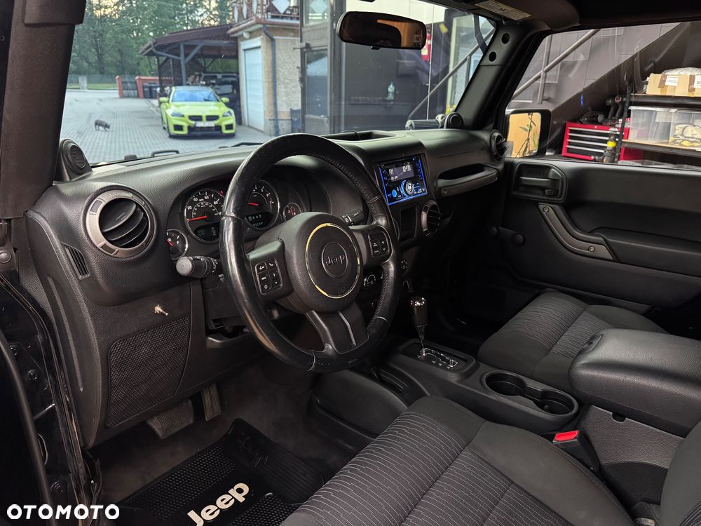 Jeep Wrangler 3.6 X - 10