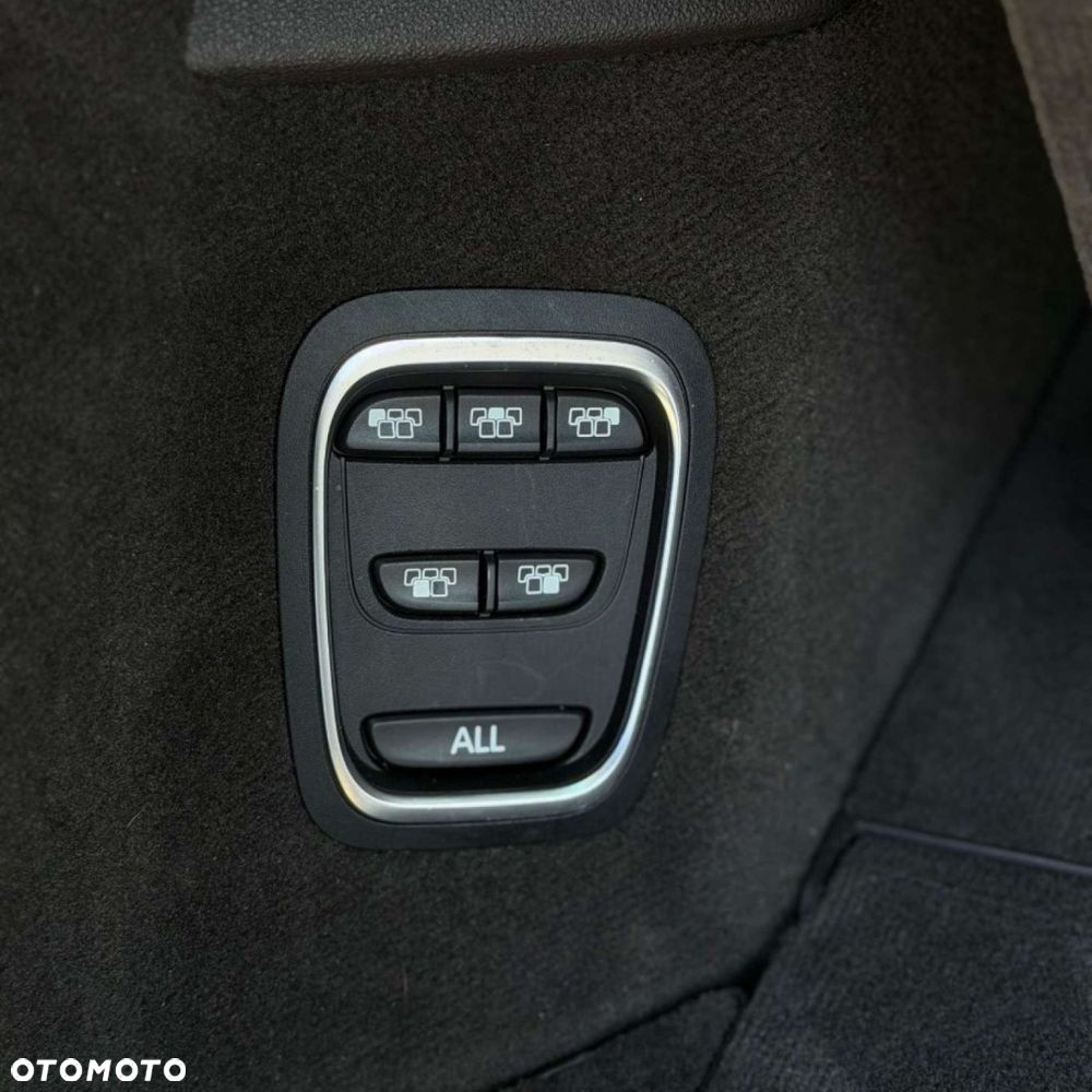 Renault Espace 1.6 dCi Energy SL Techno EDC 7 os - 29