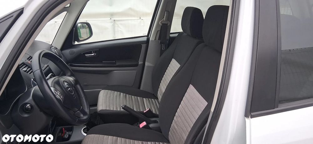 Suzuki SX4 1.6 VVT 4x4 Comfort - 12