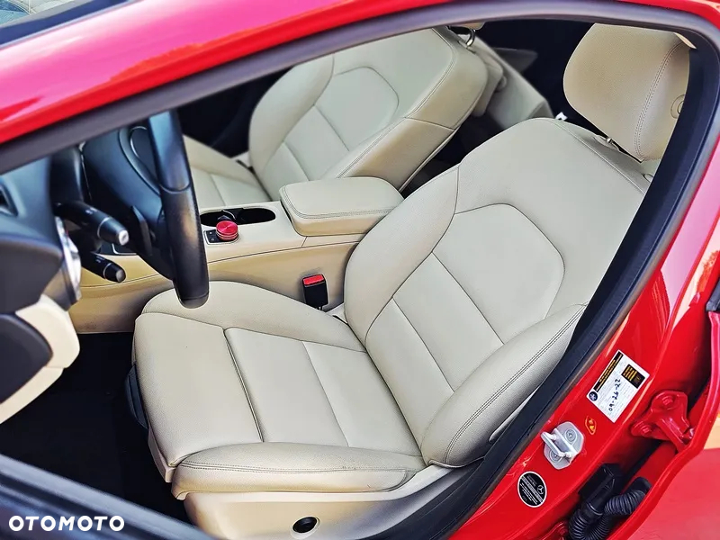 Mercedes-Benz GLA 250 4-Matic - 13