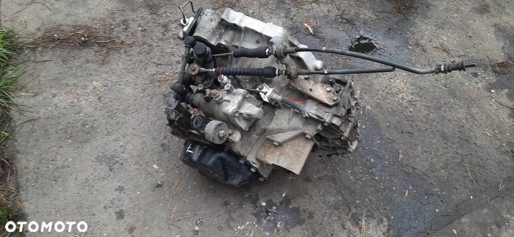 Toyota 2.0 D4D  1CDFTV  Avensis Corolla Skrzynia biegów 5 BIEG Manual - 5