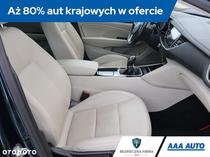 Opel Insignia - 11