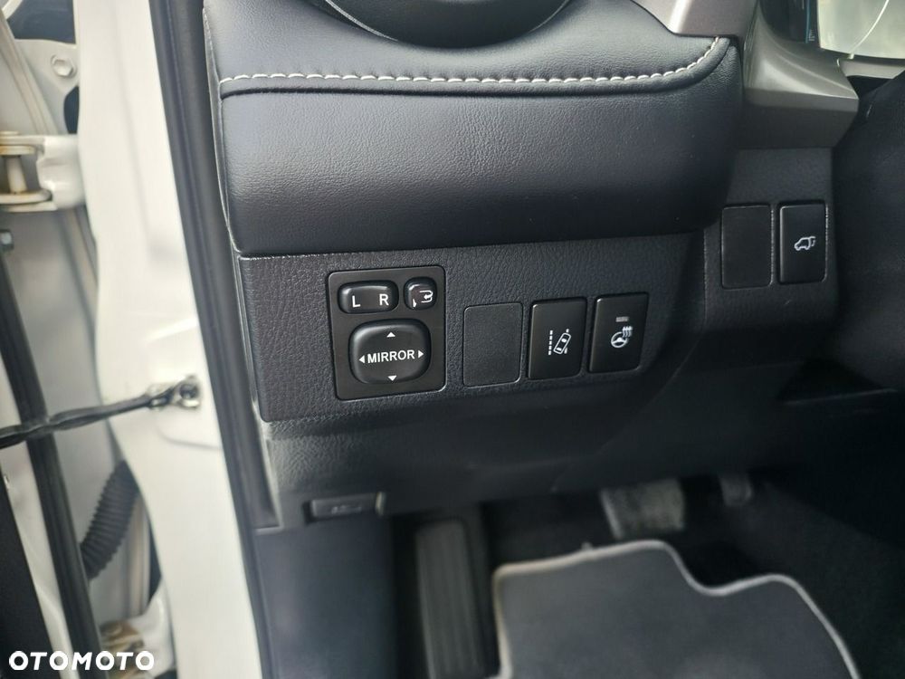 Toyota RAV4 - 27