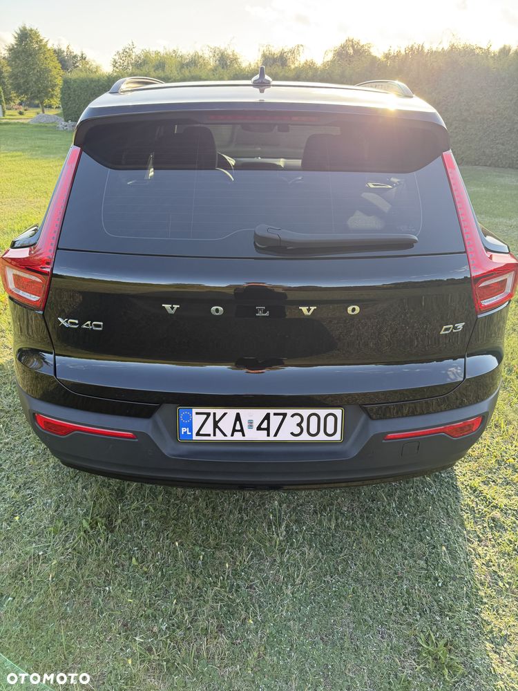 Volvo XC 40 D3 R-Design - 4