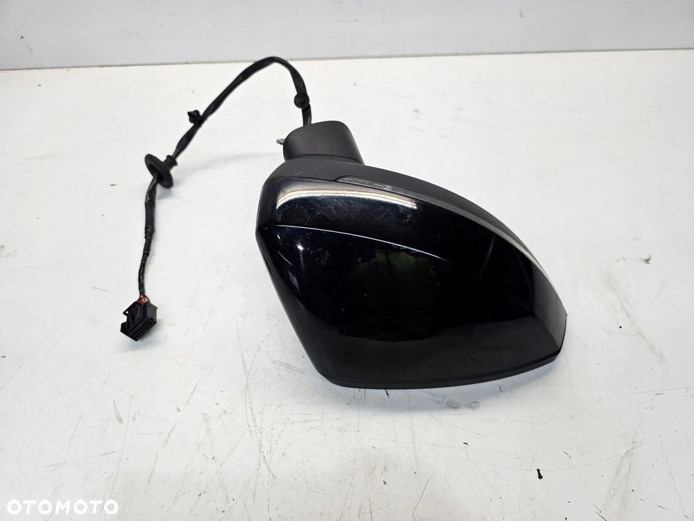 LUSTERKO ZEWNĘTRZNE PRAWE AUDI A3 8V LY9B 6-PIN UK - 6
