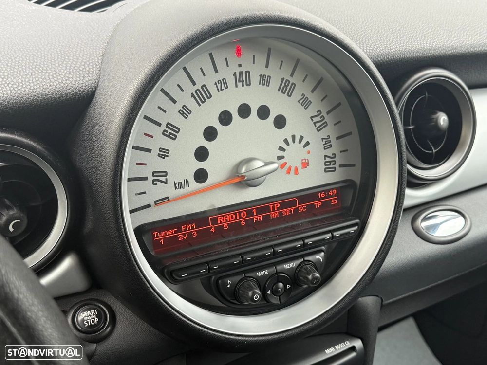 MINI Clubman Cooper D - 8