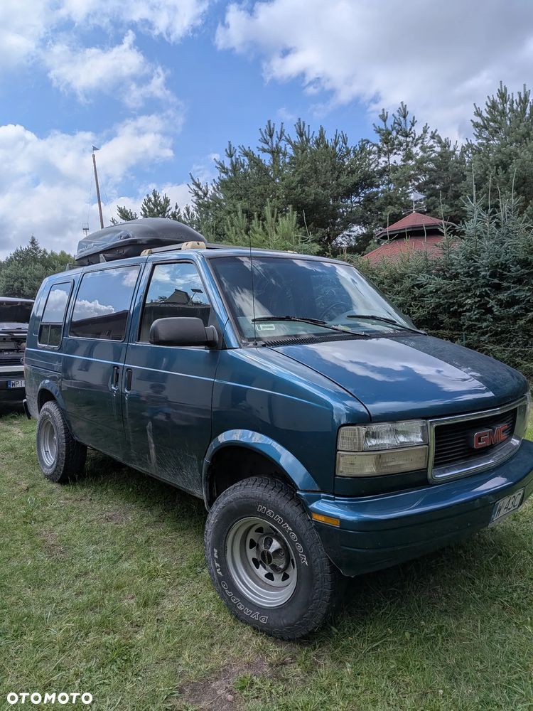 GMC Safari - 7